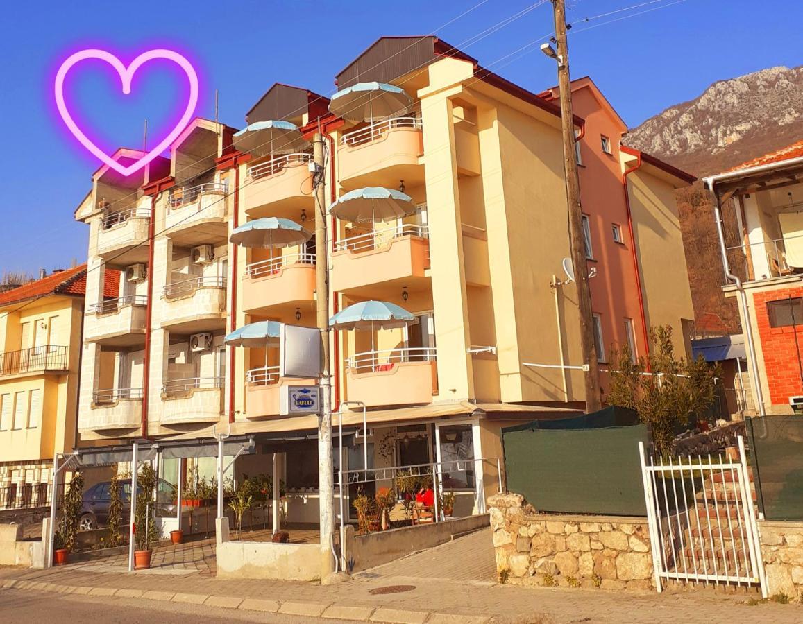 Apartmani Bakule Pestani Luaran gambar